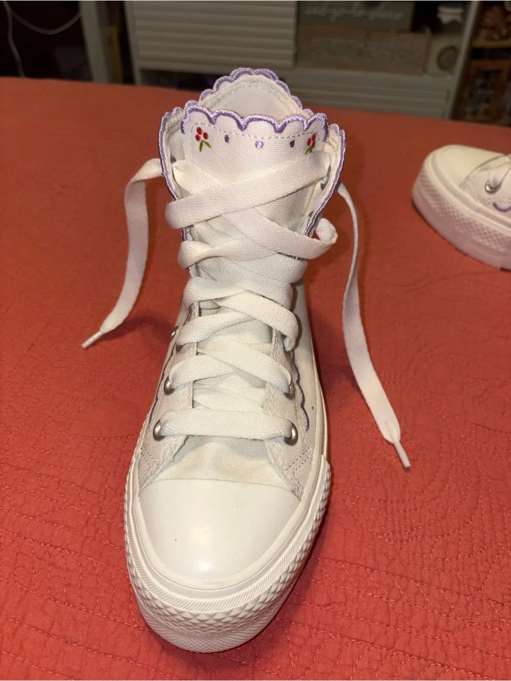 White High-Top Converse Sneakers with Purple Scallop Trim